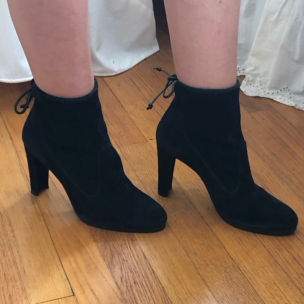 RARE Stuart Weitzman Suede Fall Winter Black Heel Boots 8 1/2 Church or Office - Picture 5 of 5